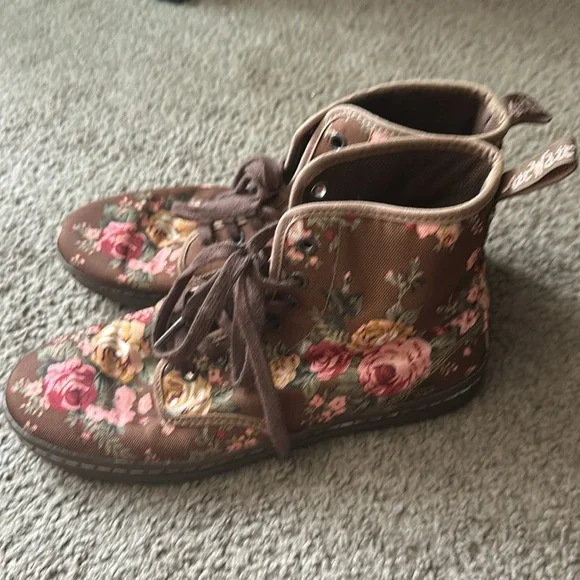 Dr. Martens Brown Floral High-Top Sneakers - Picture 6 of 6